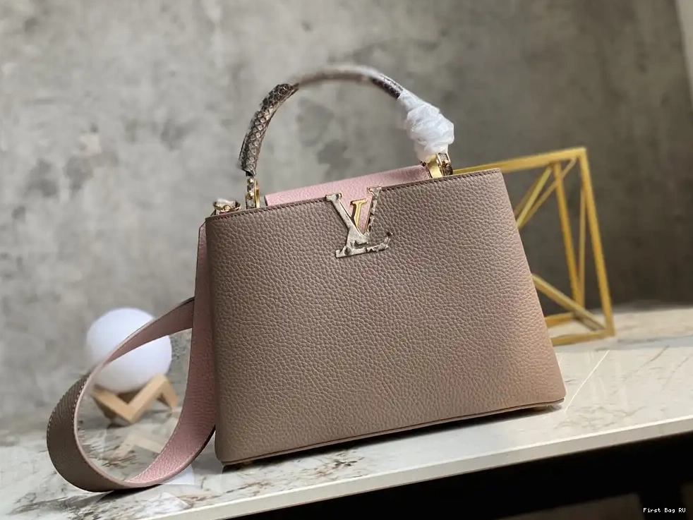 Firstbag CAPUCINES BB VUITTON LOUIS 0629